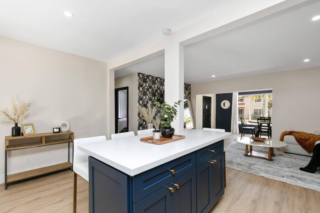 New Miami Home, Pool Near Airport And Beaches, King Bed Extérieur photo